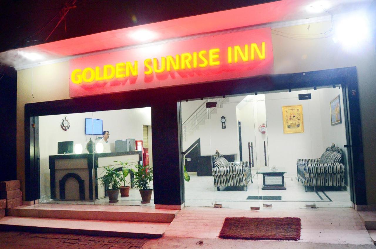 Hotel Golden Sunrise Inn Амритсар Екстериор снимка
