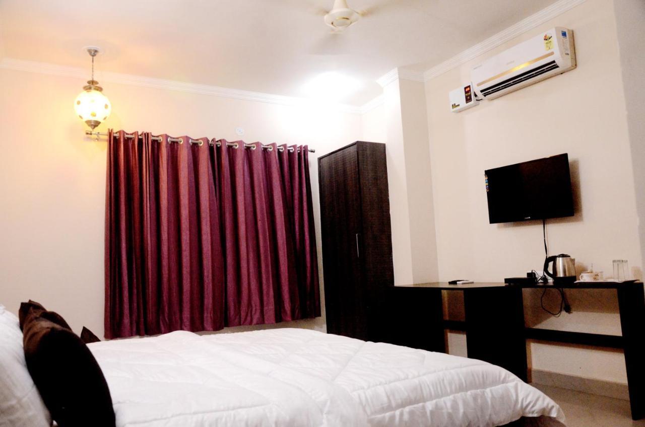 Hotel Golden Sunrise Inn Амритсар Екстериор снимка